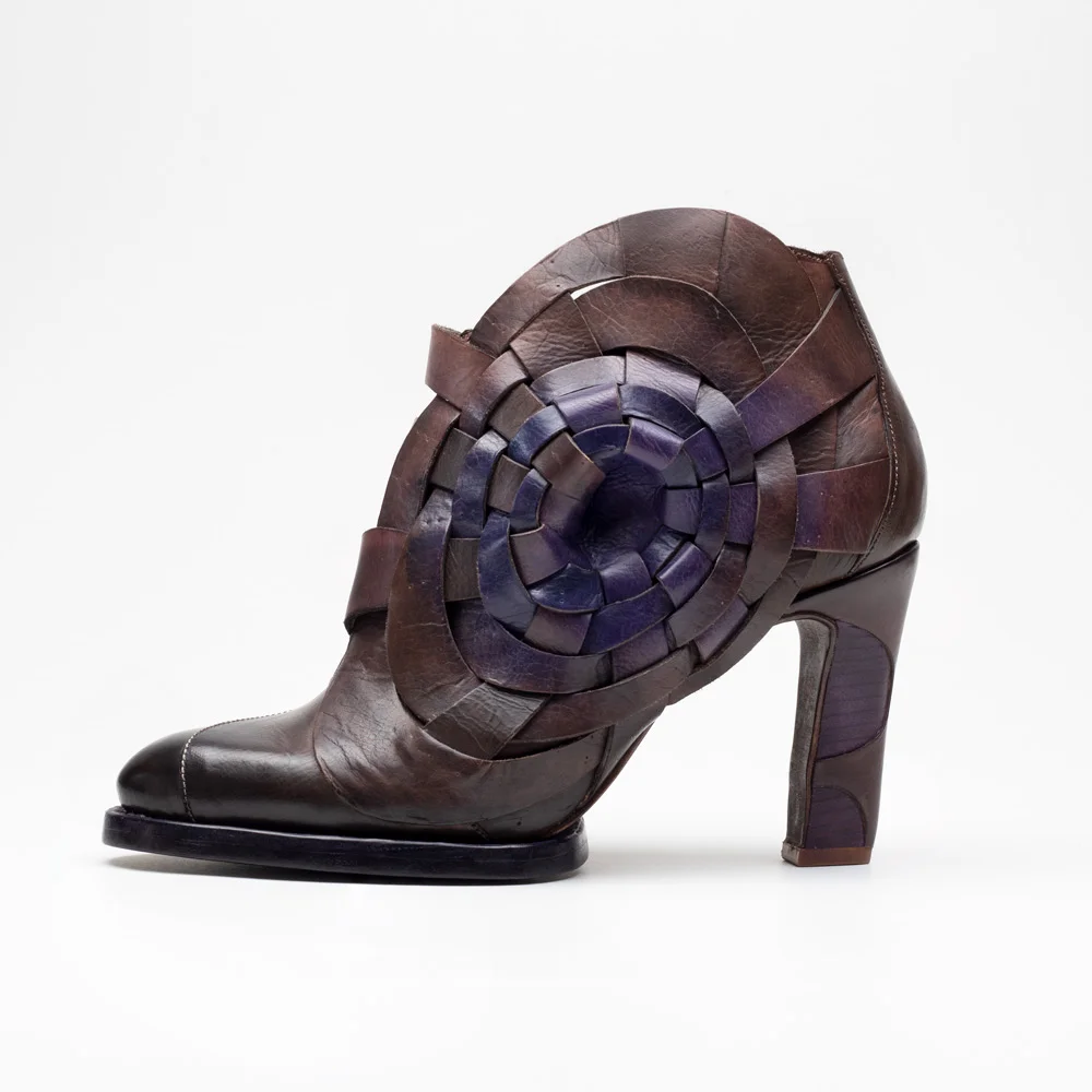Magic-Eye-1724-one-side Magic-Eye shoes