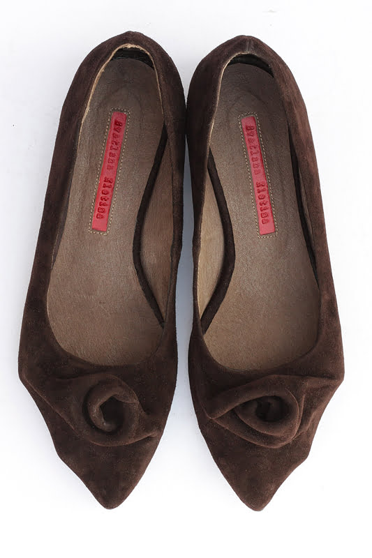 Rose-shoe-model Rose shoe model