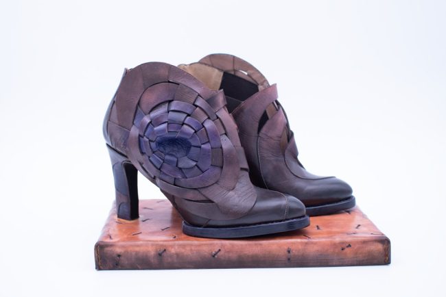 Unique shoe design to collect