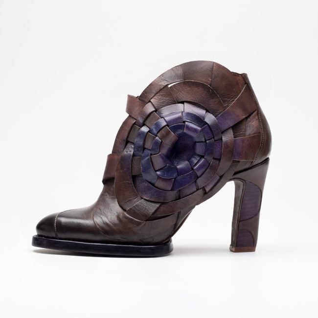 High heels boots with 3D leather elemnts usinf a handmade techniques